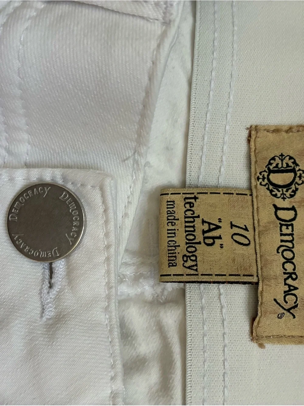 Democracy White Ankle Slim Stretch Jeans